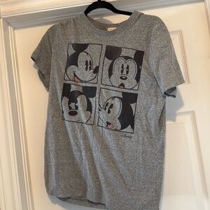 Abercrombie & Fitch  Disney Mickey Mouse shirt size large